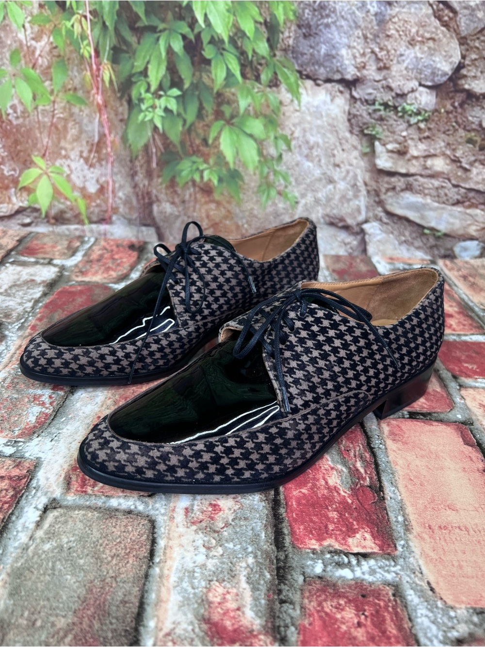 EMMA GO Houndstooth and Patent Black/Tan Handmade Danish Lace-Up Oxfords, 36 - Picture 3 of 14